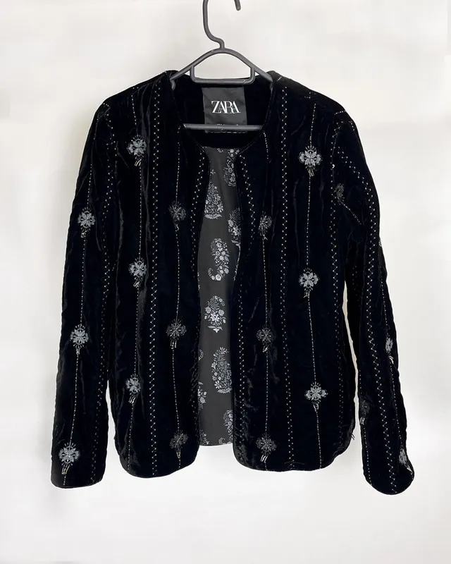 CHAQUETA TERCIOPELO BORDADA ZARA