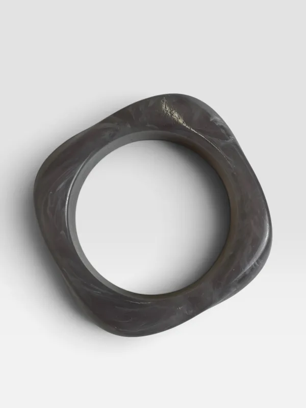 Pulsera cuadrada gris claro