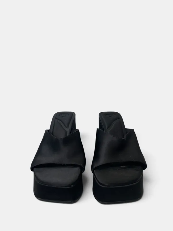 Sandalias saten plataforma zara