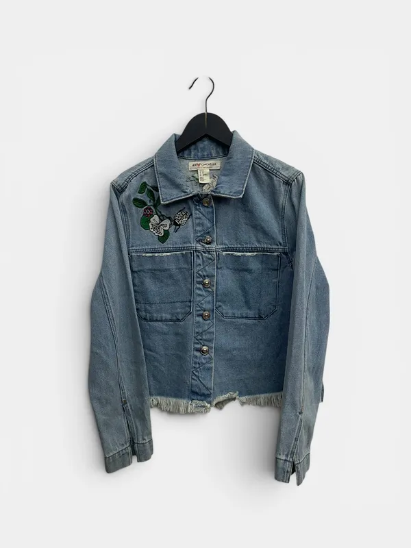 Campera jean bordada h&m coachella