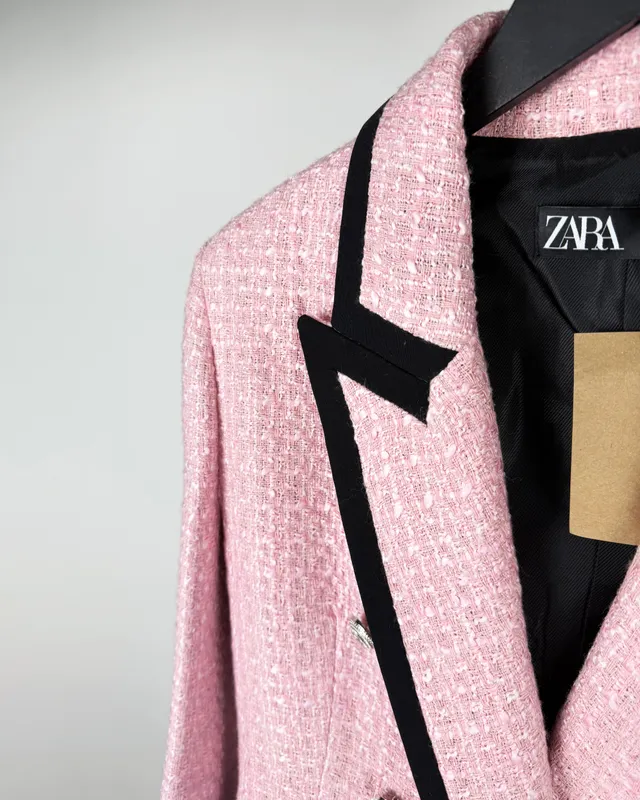 Blazer rosado c/vivo negro zara