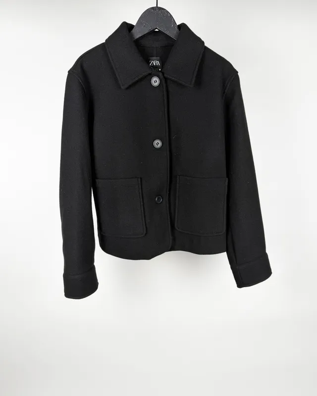 Chaqueta negra zara