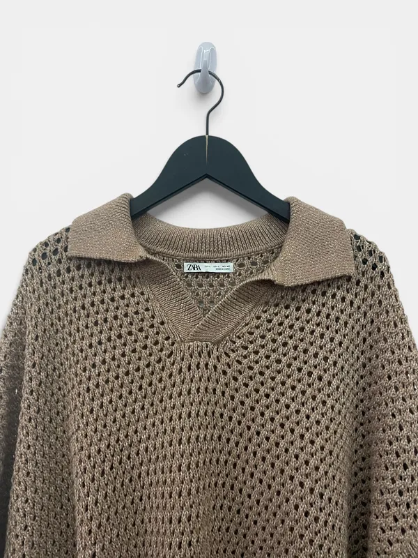 Vestido tejido calado cuello polo zara
