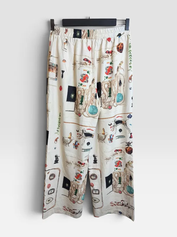 Pantalon estampado crudo sin marca