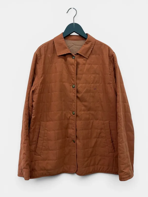 Campera liviana capitoneada terracota perramus