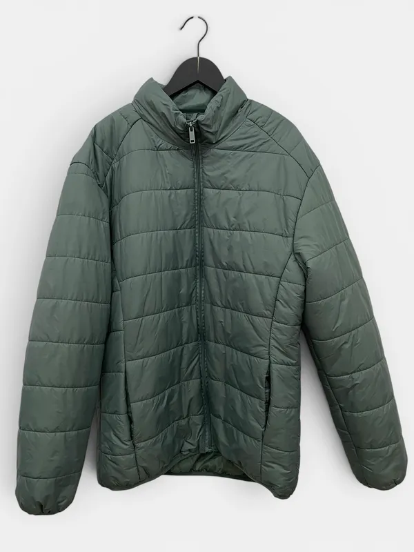 Campera puff verde hyg casual