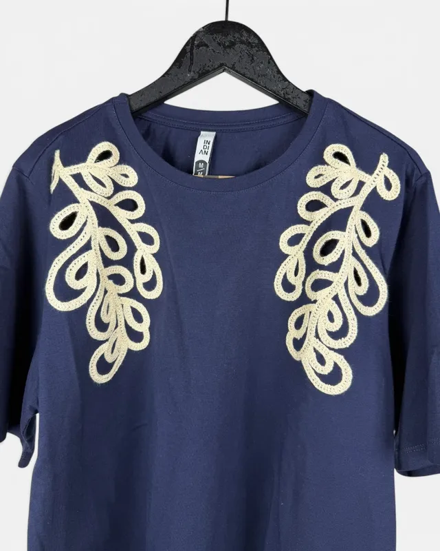 Remera azul indian