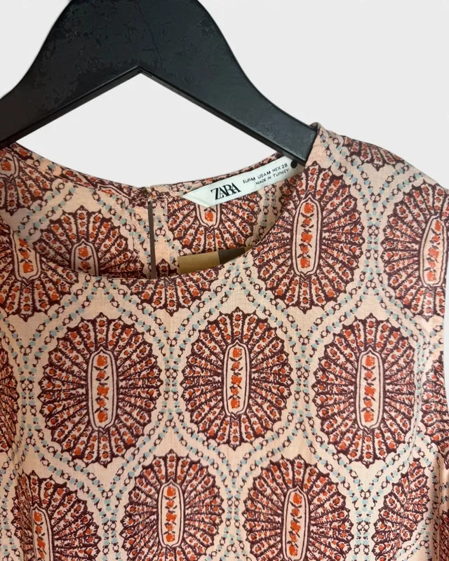 Blusa rosa estampada zara