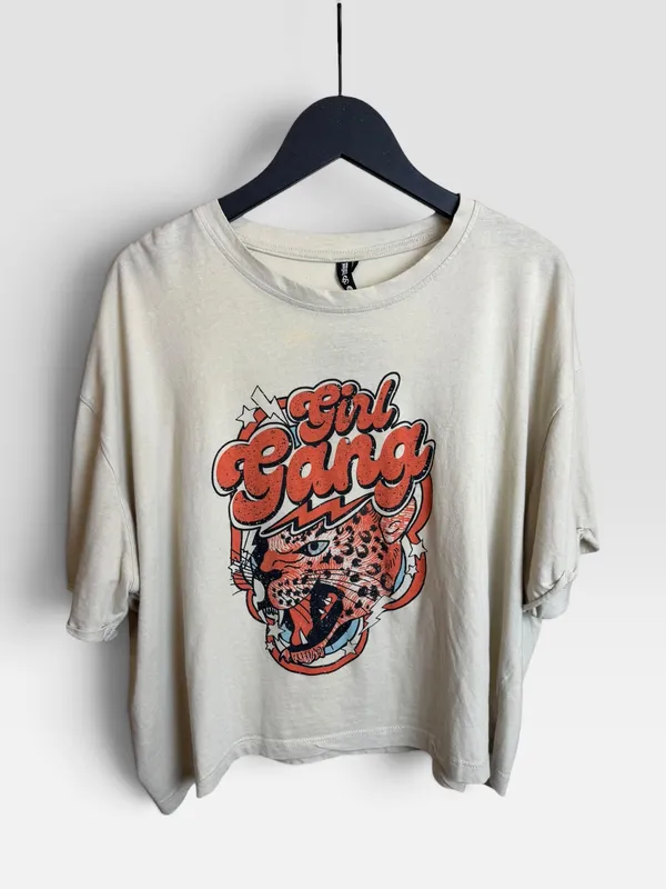 Remera beige corta c/estampa indian