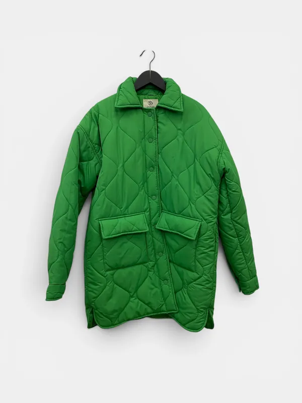 Campera capitoneada larga indian