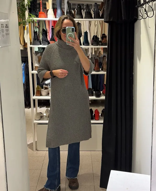 Vestido tejido cuello alto magma