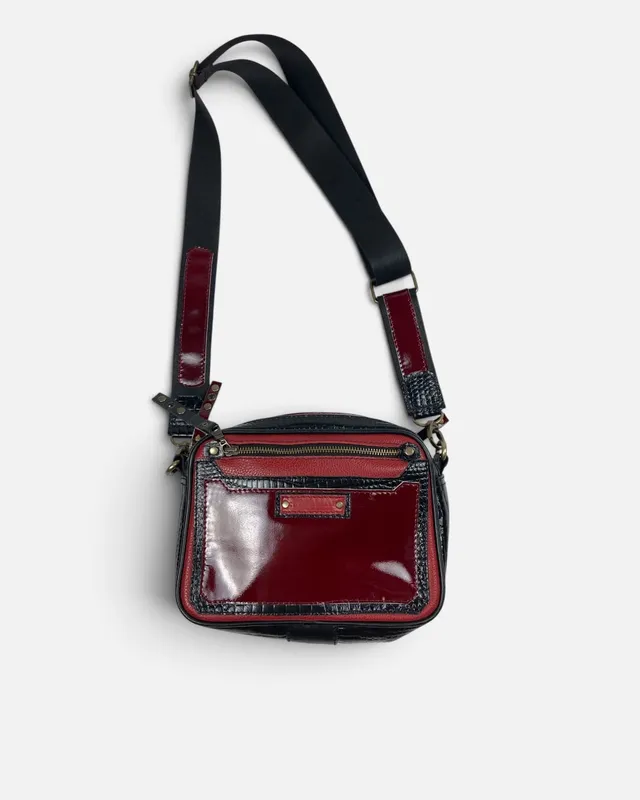 Cartera negra c/rojo carmenalle