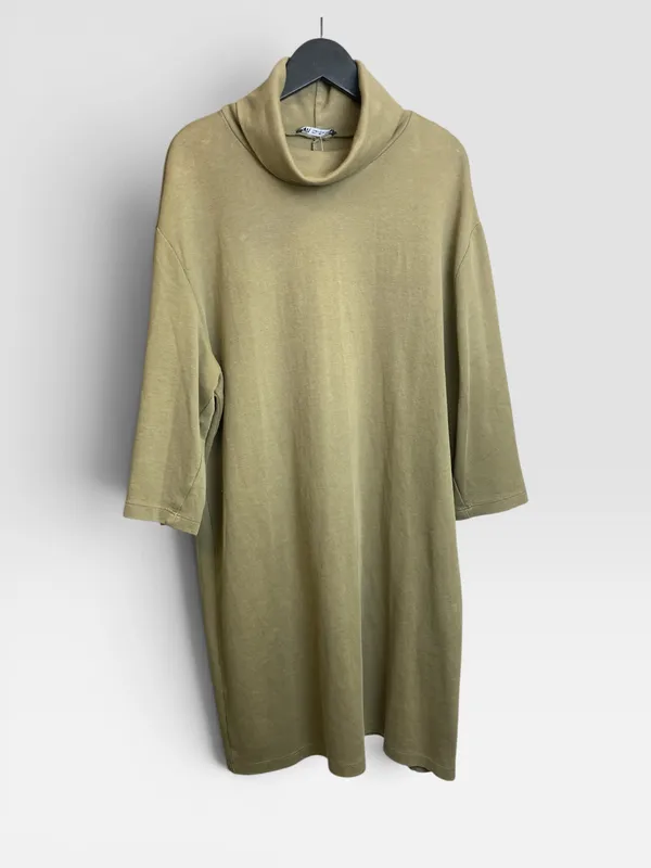 Polera verde seco zara