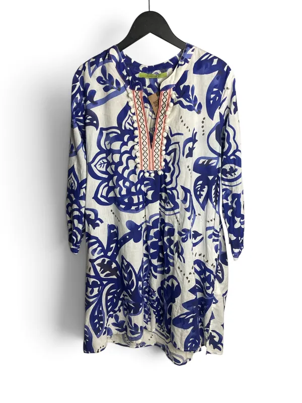 Vestido azul y blanca rapsodia
