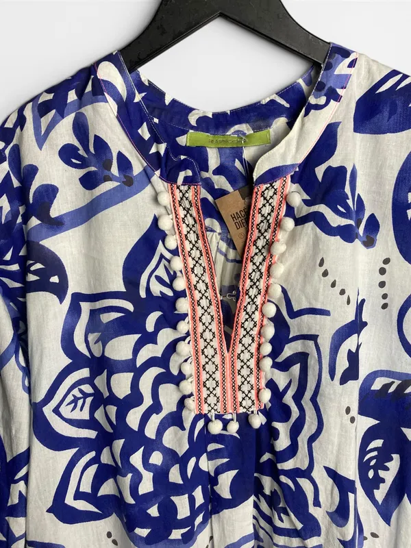 Vestido azul y blanca rapsodia