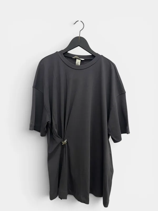 Remera manga corta con broche h&m