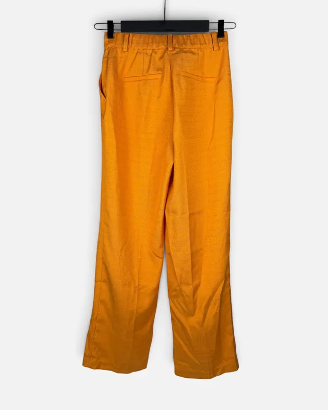 Pantalon naranja c/pinzas h&m