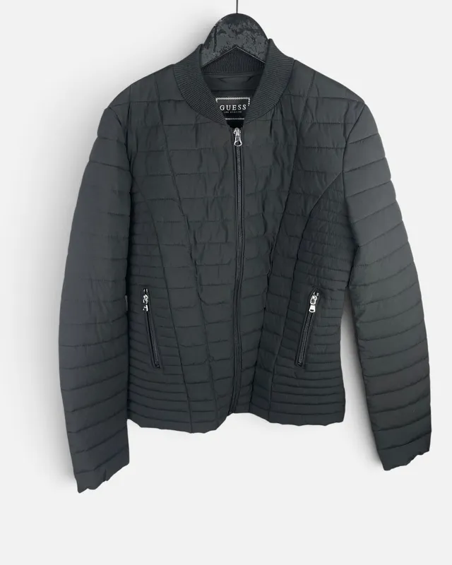 Campera nylon negra guess