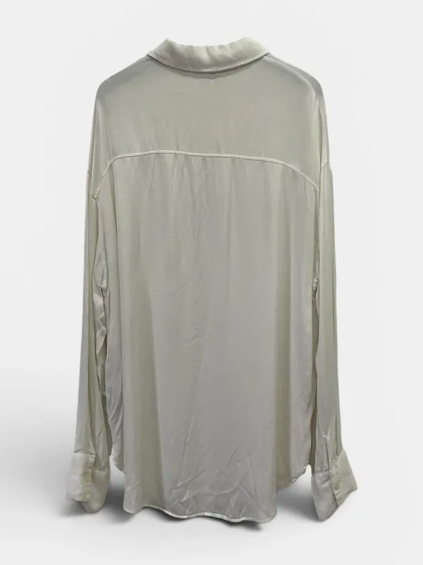 Camisa blanca bershka