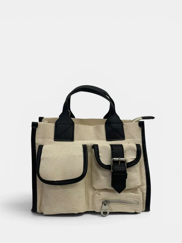 Cartera de mano cargo stradivarius