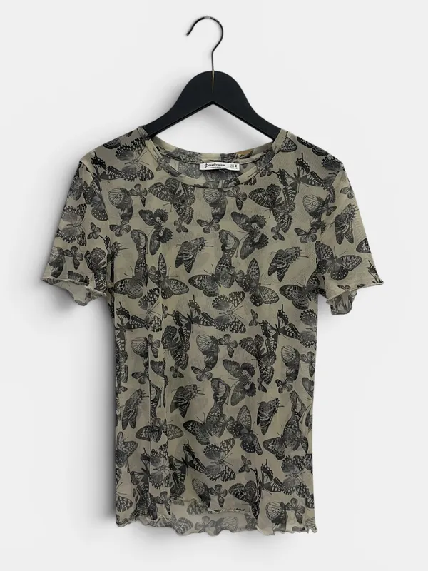 Remera mc micro tul mariposa stradivarius