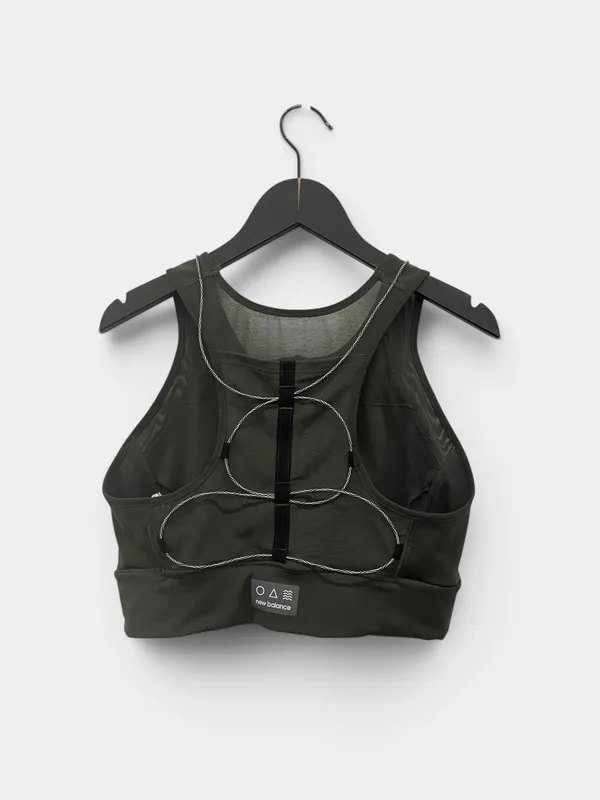 Top deportivo cierre cordon bicolor new balance