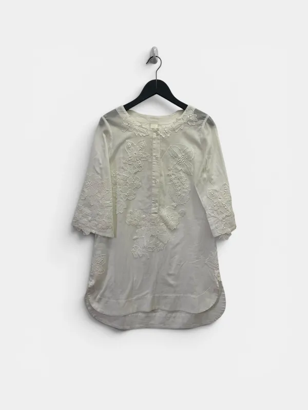 Blusa en algodon con broderie awada