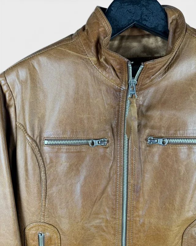 Campera marron anthology