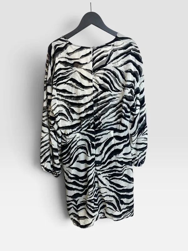 Vestido gasa cebra zara