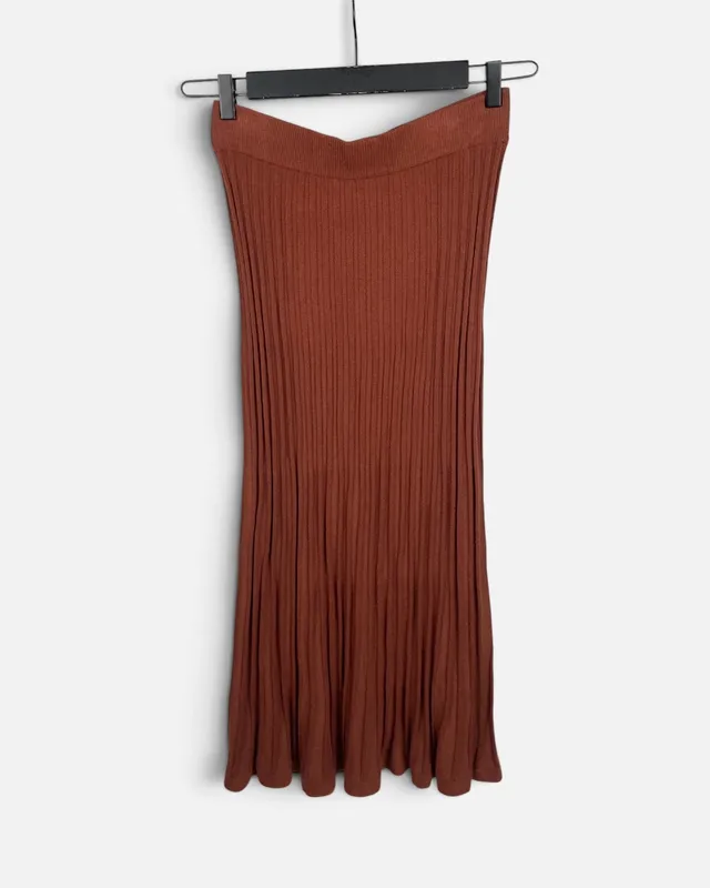 Pollera marron tejida daniel cassin