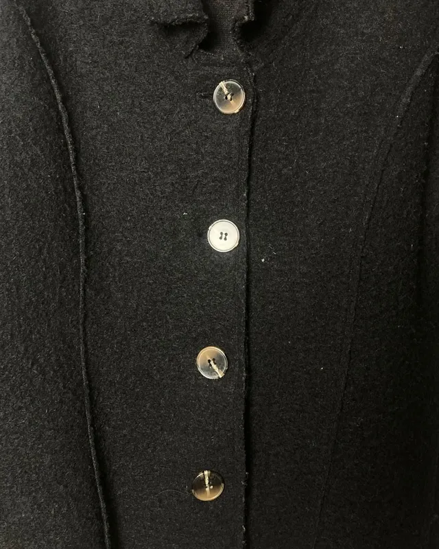Chaqueta negra margara shaw
