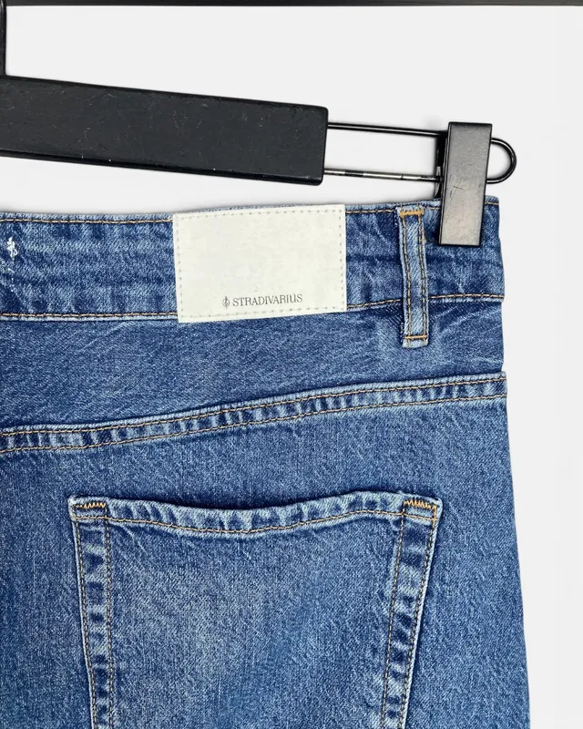 Pollera jean azul stradivarius