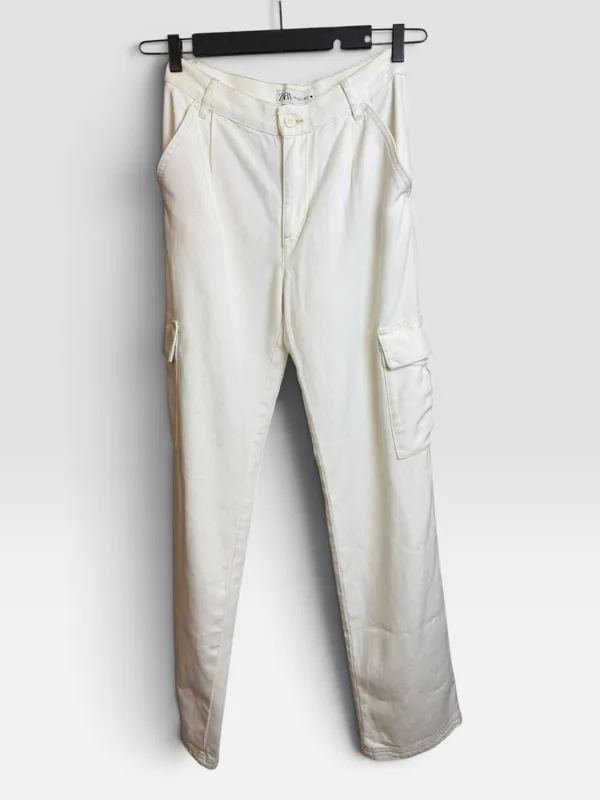 Pantalon natural cargo zara