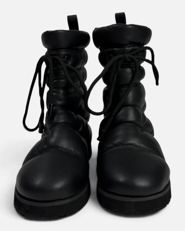 Botas negras prune