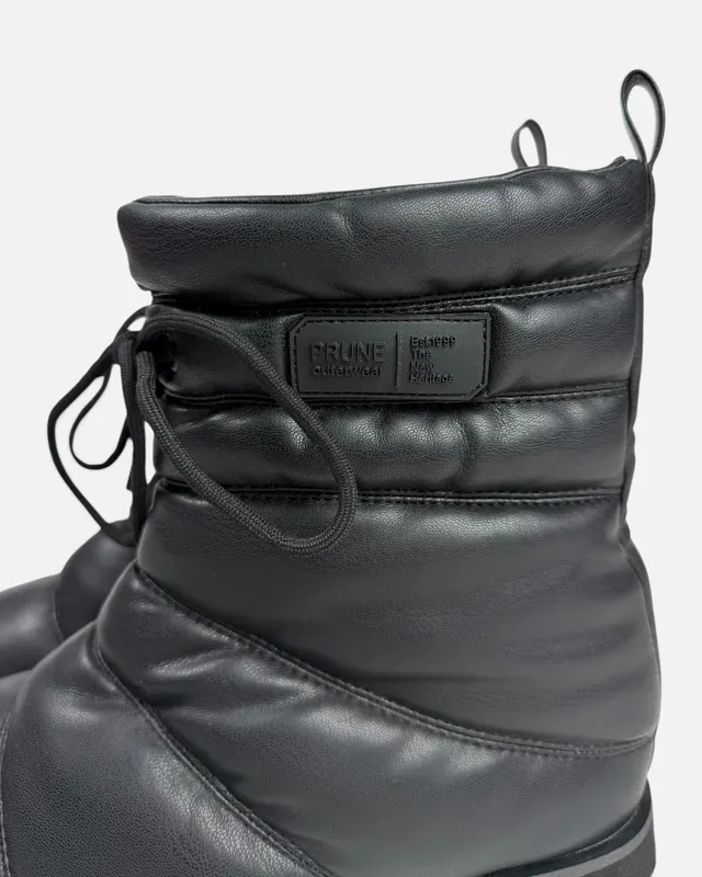 Botas negras prune