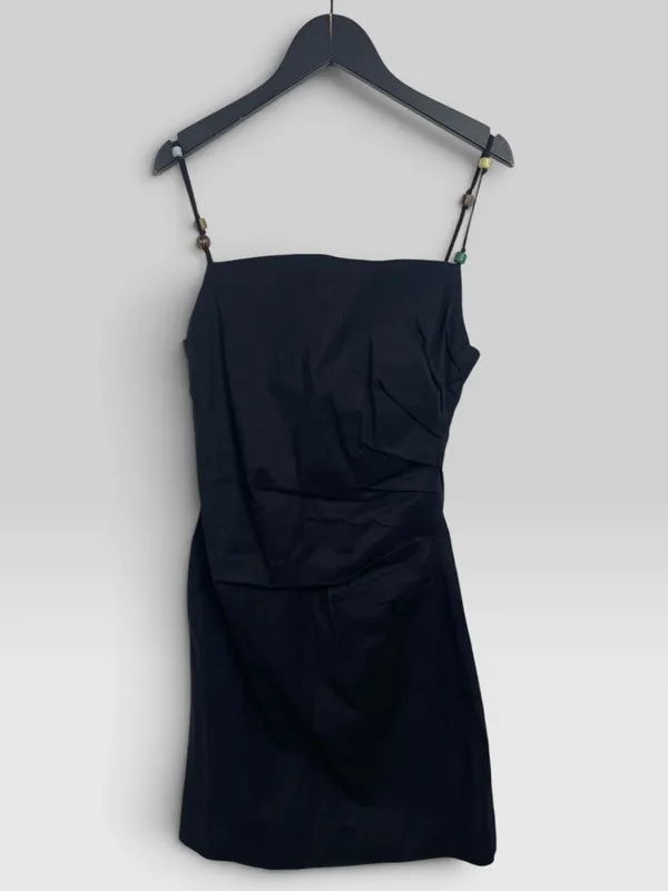 Vestido negro corto  breteles con piedras zara