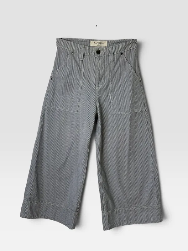 Pantalón corto rayado rapsodia