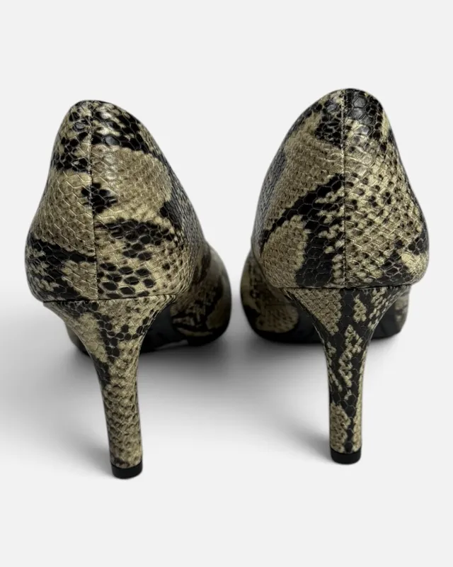 Zapatos stilettos usaflex