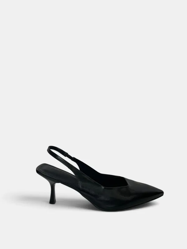 Zapatos en punta bajos satinato