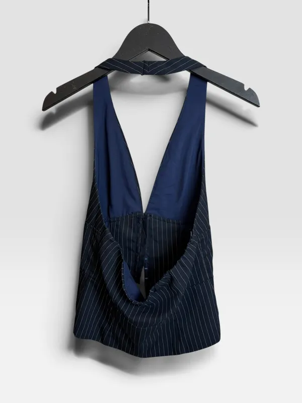 Top azul con rayas
