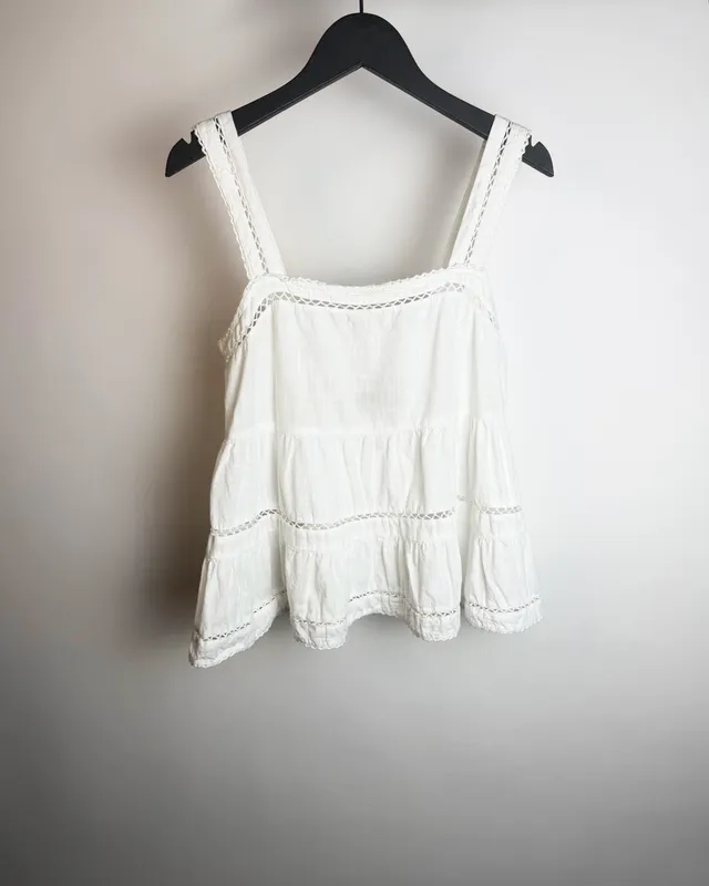 Blusa blanca puntilla zara