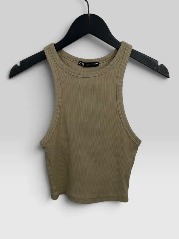 Musculosa basica rib zara