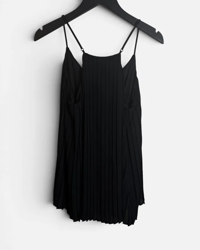 Blusa bretel fino negra express