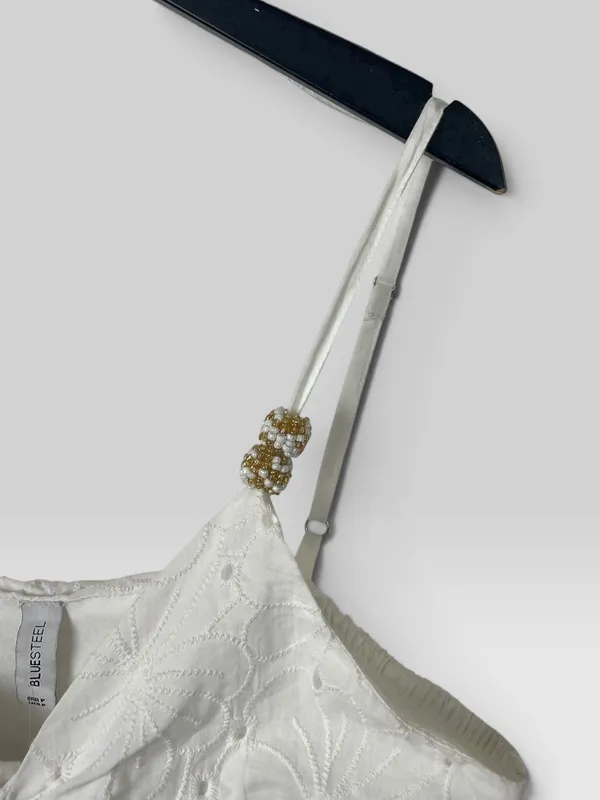 Top broderie escote triangulo canutillos en bretel bluesteel