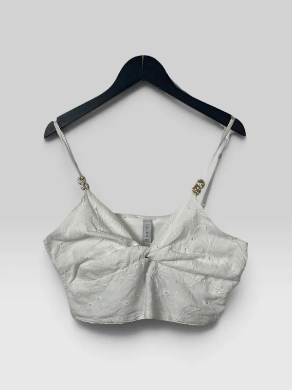 Top broderie escote triangulo canutillos en bretel bluesteel