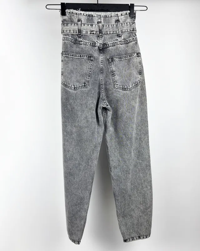 Jean gris gastado c/cinto rapsodia