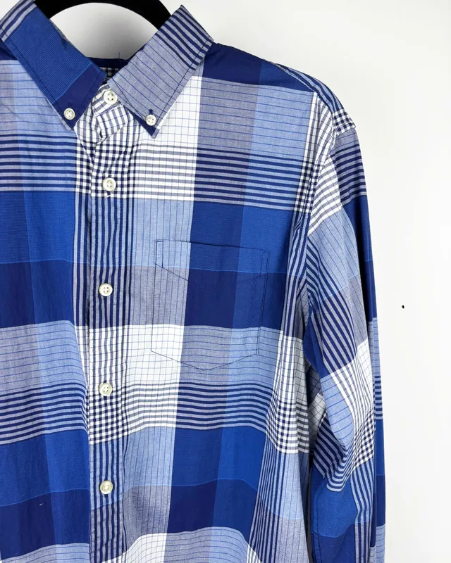 Camisa a cuadros azul celeste y blanca gap