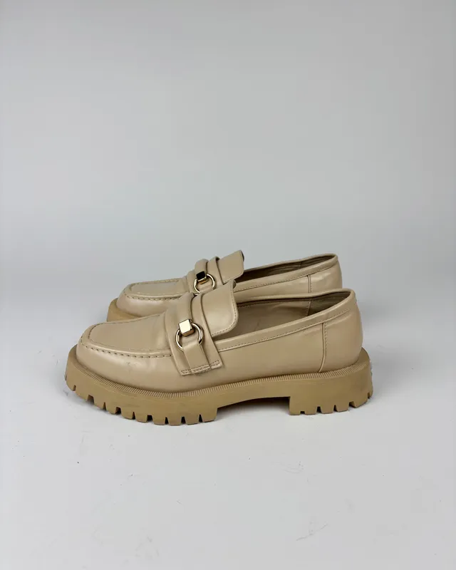 Mocasines beige zara