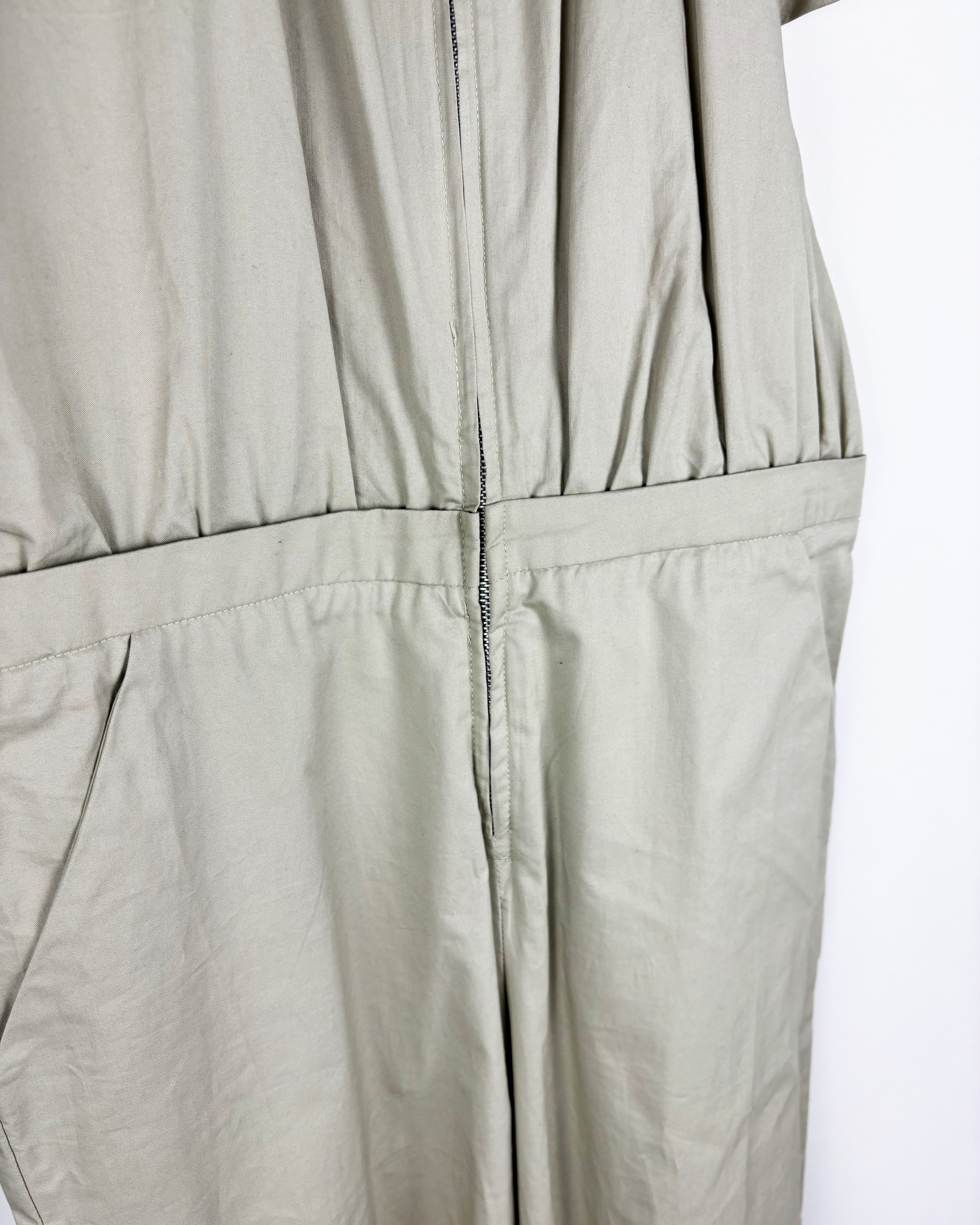 Mono largo beige con cierre plateado zara