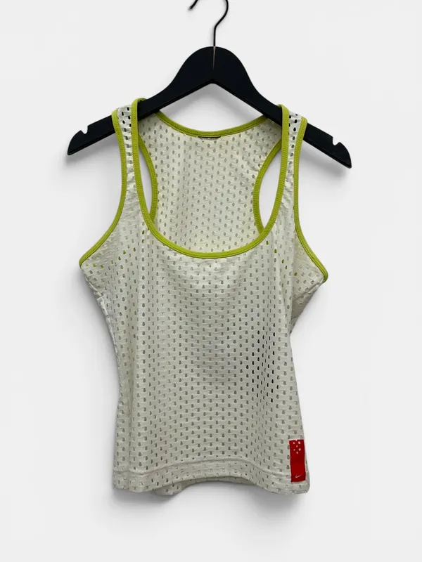Musculosa red nike